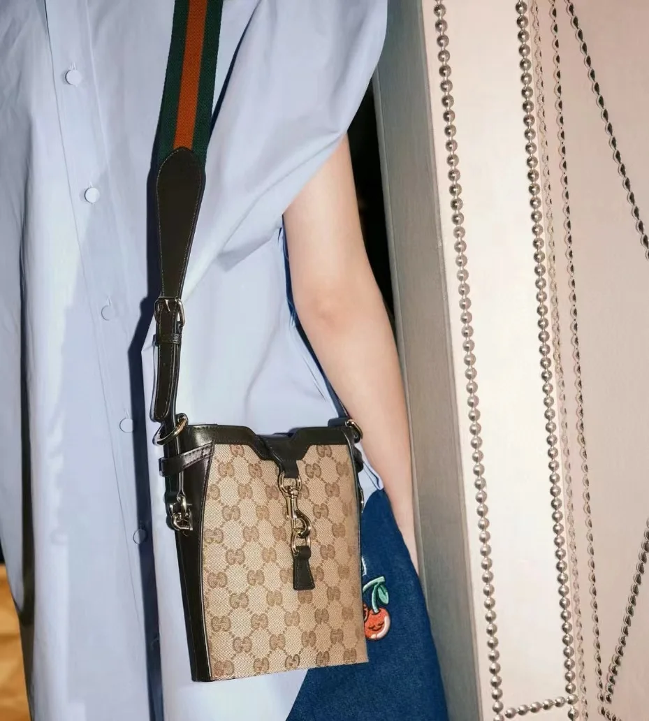 GUCCIAncora水桶包