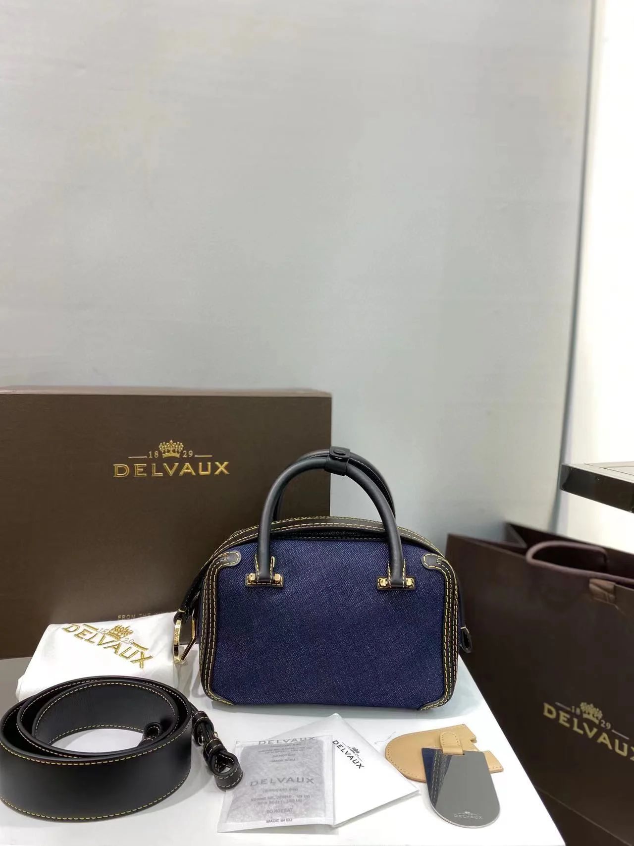 DIOR德爾沃牛仔枕頭包