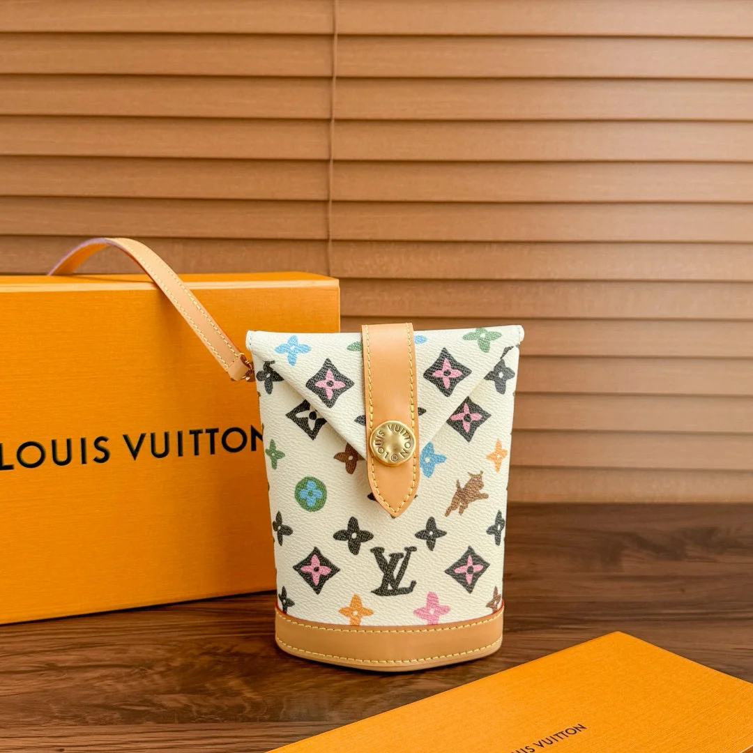 LV X Tyler聯名系列彩色塗鴉薯條包