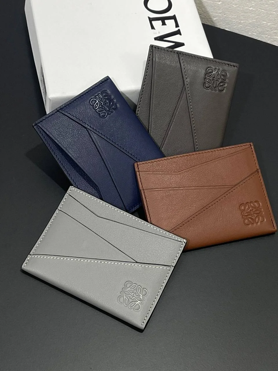 LOEWE男士幾何卡包