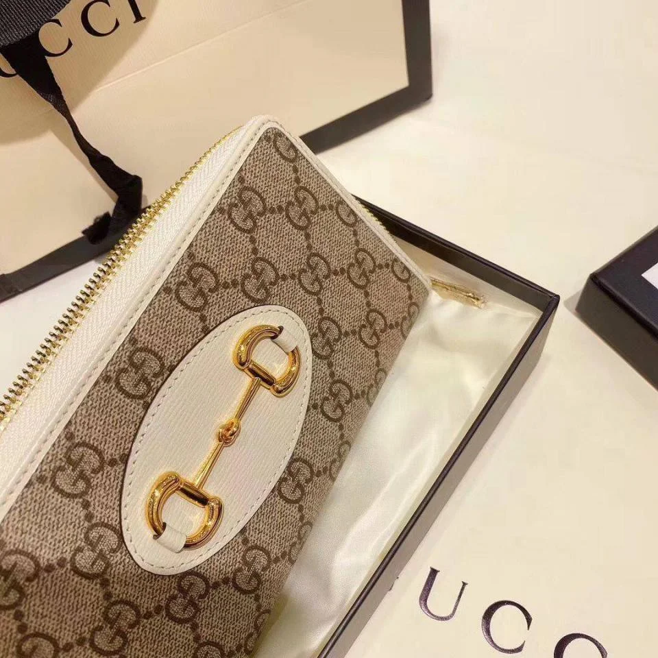 GUCCI馬銜扣雙G老花長夾