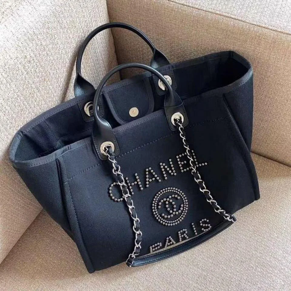 CHANEL金屬珠LOGO購物沙灘包(大號)