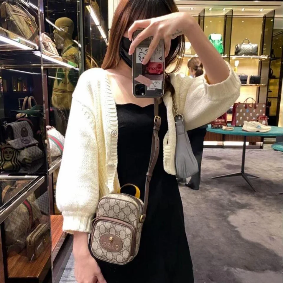 GUCCINeo Vintage虎頭手機包