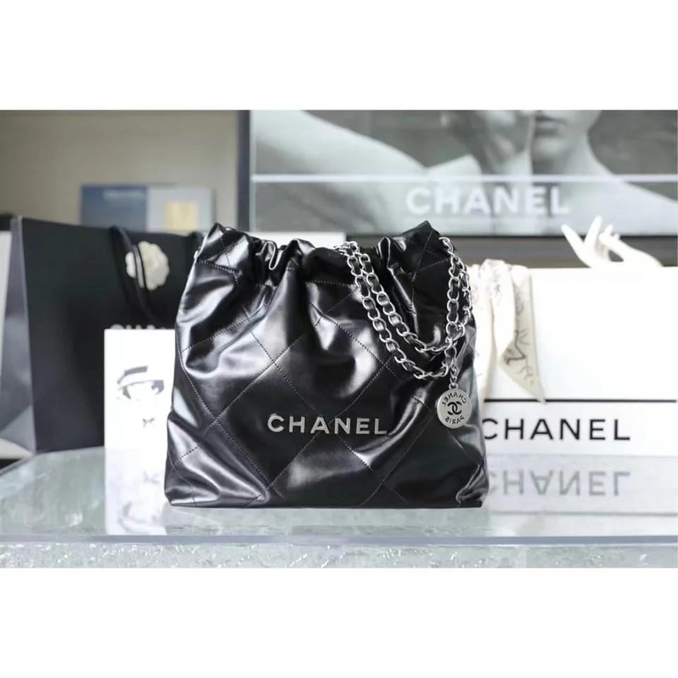 CHANEL22bag字母單肩購物袋 黑色銀扣(小號)