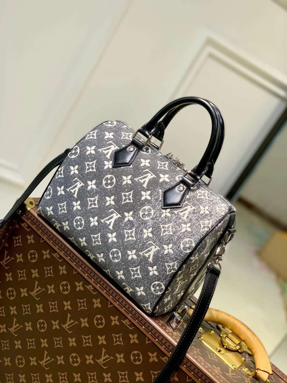 LV提花丹寧黑Speedy25手袋