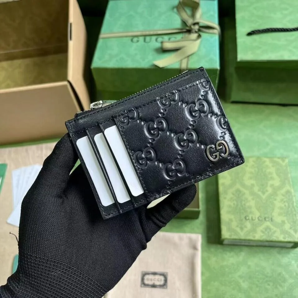 GUCCIMarmont系列鋼印老花卡包