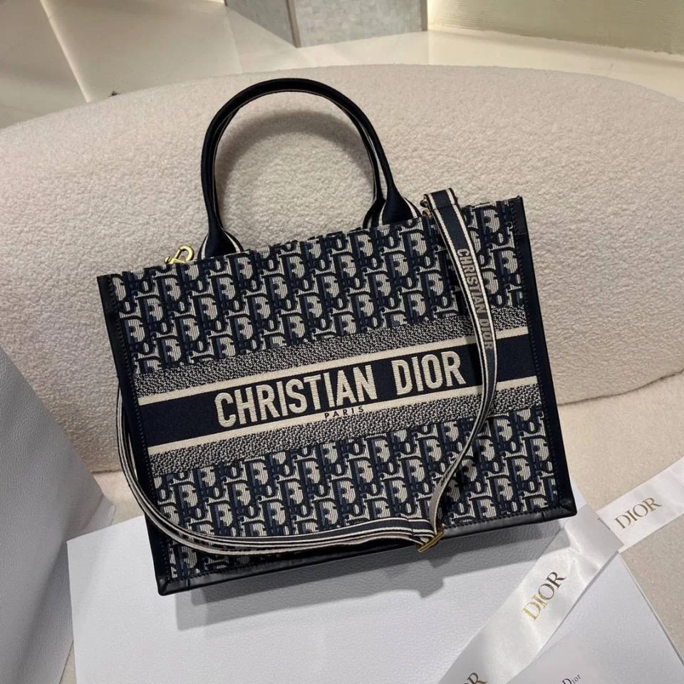DIOR滿版提花購物袋