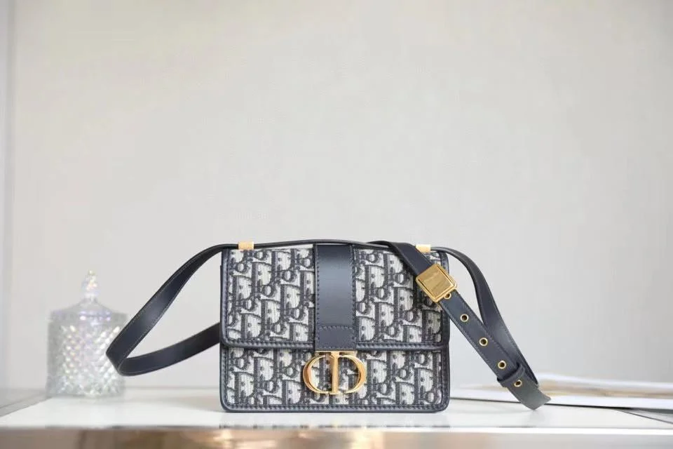 DIORMontaigne 30翻蓋包（21cm）