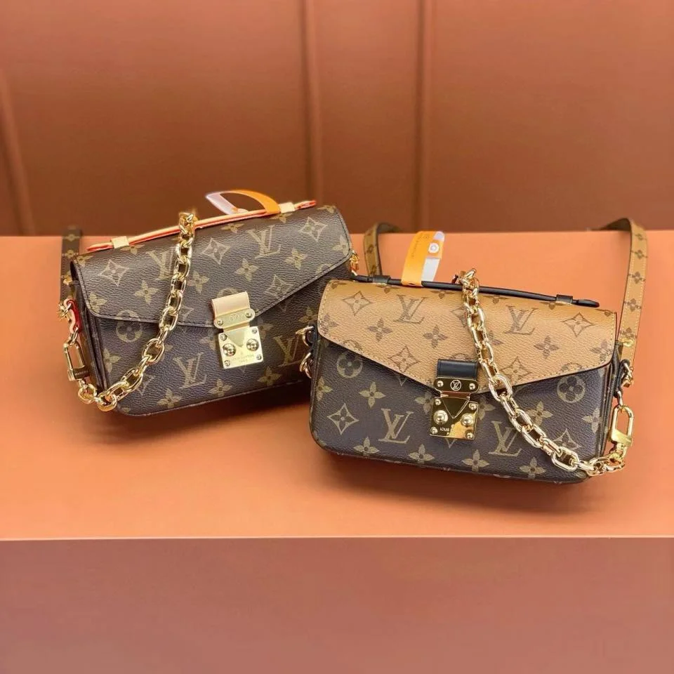 LVPOCHETTE MÉTIS EAST WEST手袋