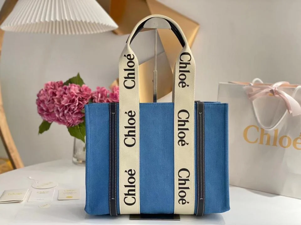 CHANELWoody牛仔托特包（中號）