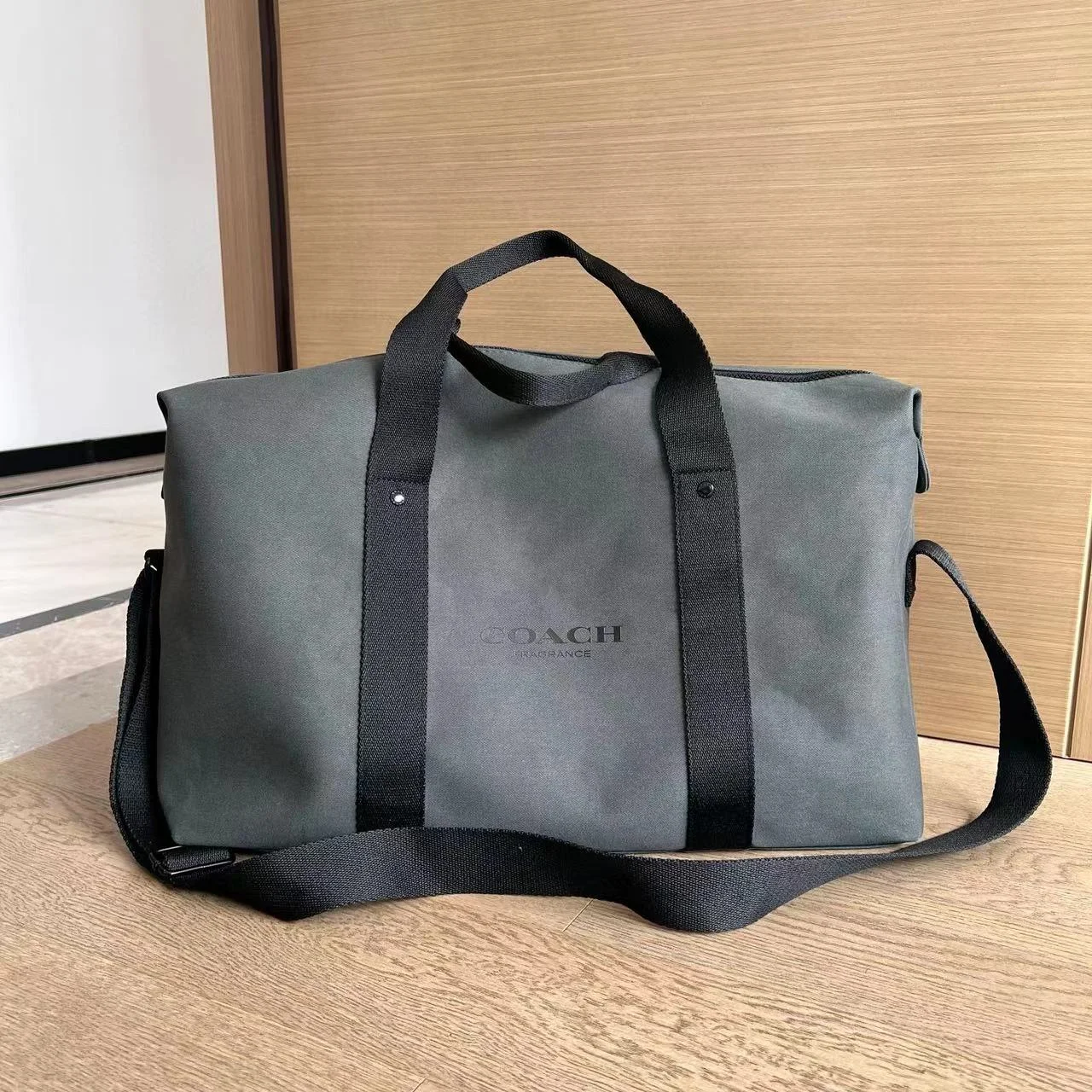 社團限定福利款-CHANEL香水贈品旅行袋
