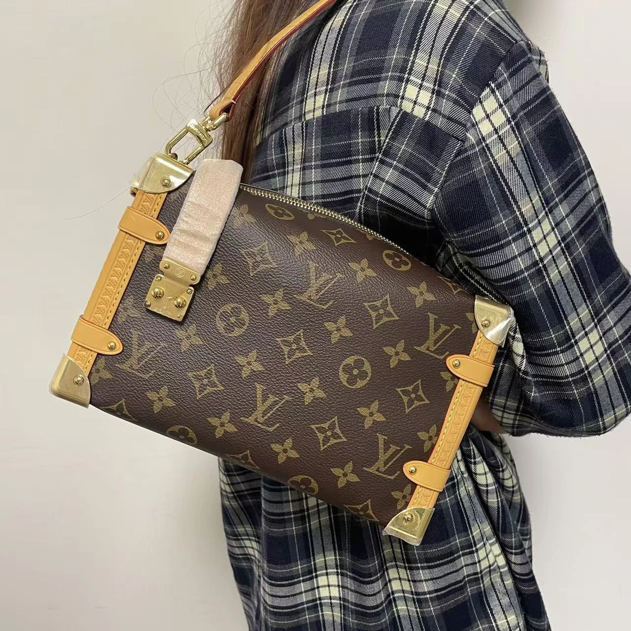 社團限定福利款- LV Side Trunk盒子包