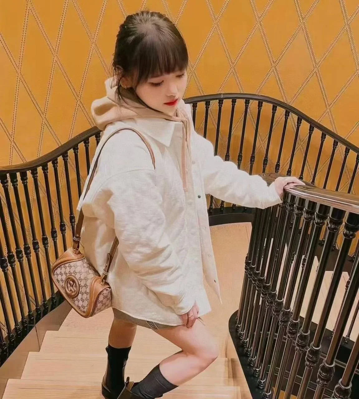 GUCCIBlondie系列迷你斜背包