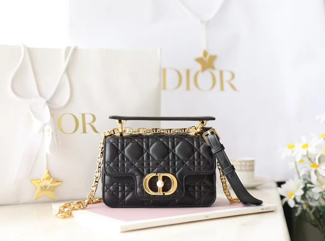 DIOR包包