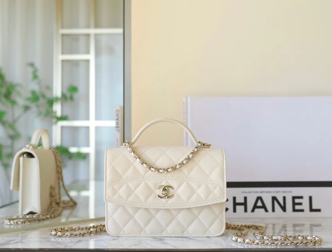 CHANEL25C mini郵差後背包