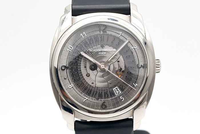 Vacheron Constantin 江詩丹頓 QUAI DE L'ÎLE 86050/000M-9343 鈀金製半簍空面盤設計 盒單齊全 44mm