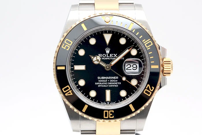 Rolex 勞力士 Submariner 126613LN 18K黃金及鋼製300米潛水錶黑色陶瓷外圈 3235機芯 2020盒單齊全無整理 41mm